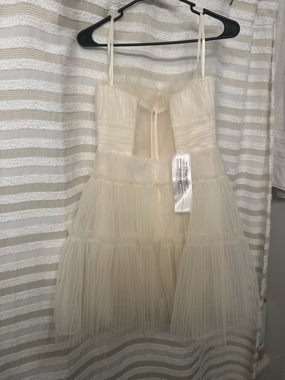 BCBG Cream Pleated Tulle Dress - Picture 2 of 3